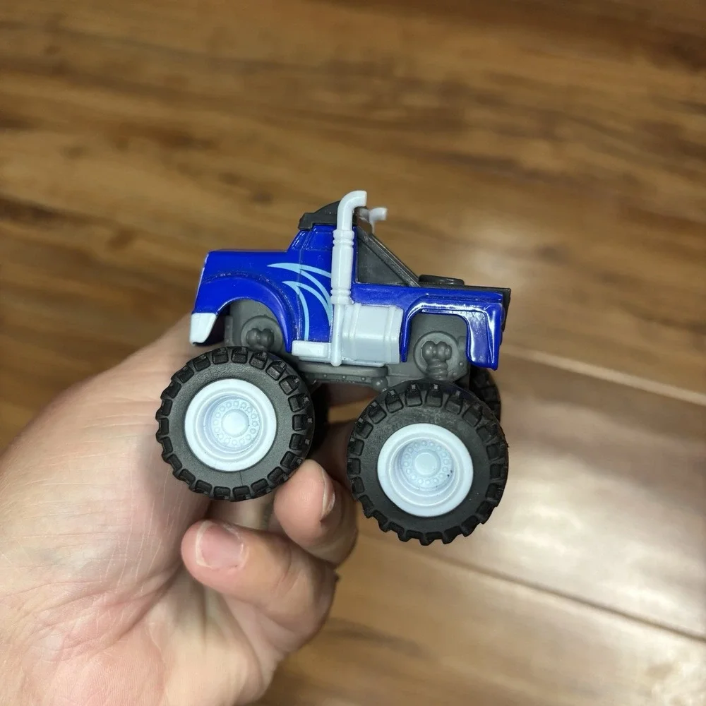 Blaze and the Monster Machines Crusher Die Cast Truck Mattel Viacom‎ 2014